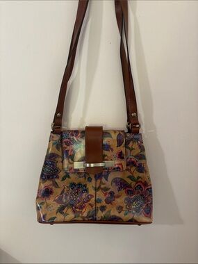Patricia Nash Tan Floral shoulder bag with Brown Leather Strap